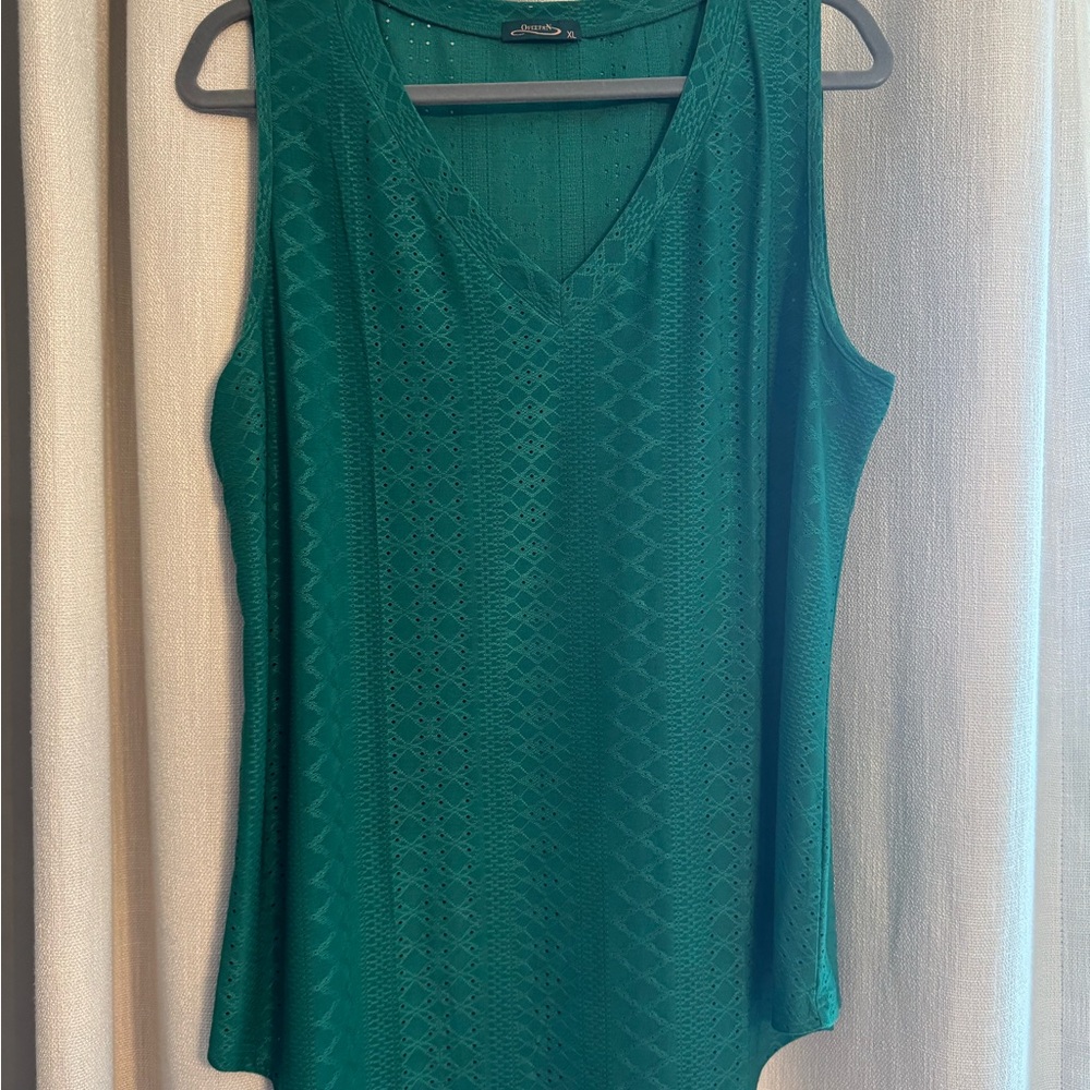 Green Sleeveless Top